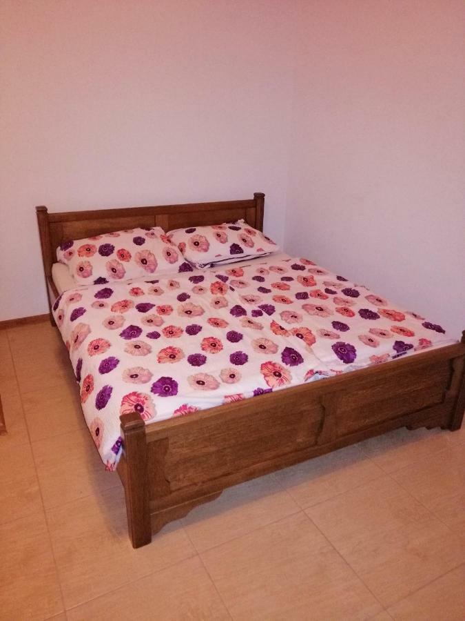 Ivanica Apartments Ema מראה חיצוני תמונה